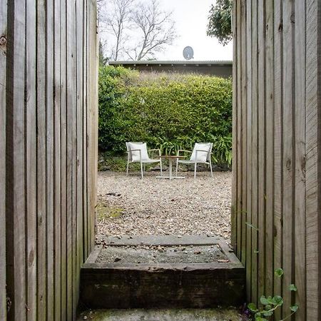 Tiny Home Big Vibes In Central Napier Exterior photo